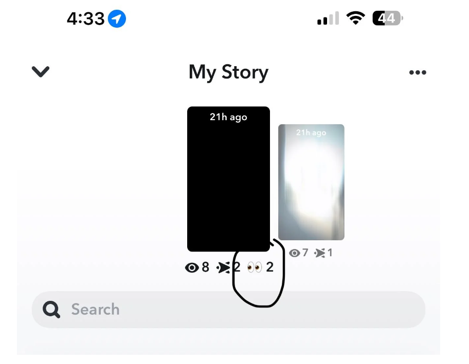 eyes emoji under your Snapchat story